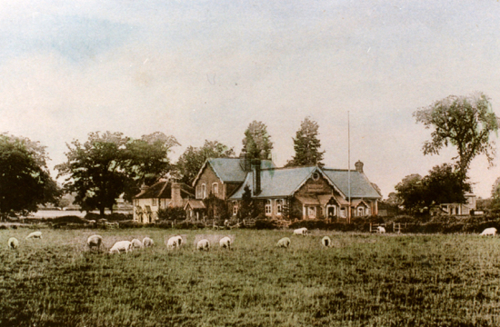 Marshmoor Farm School